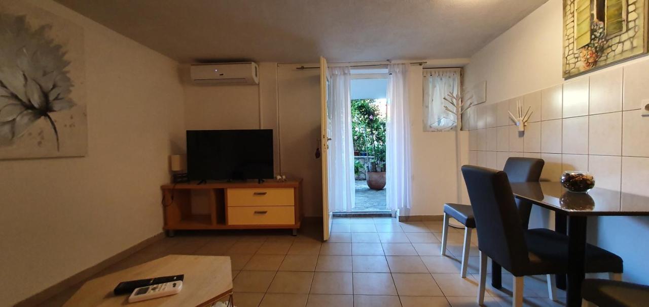 Apartman Suzana Sindija Bibinje Exterior photo